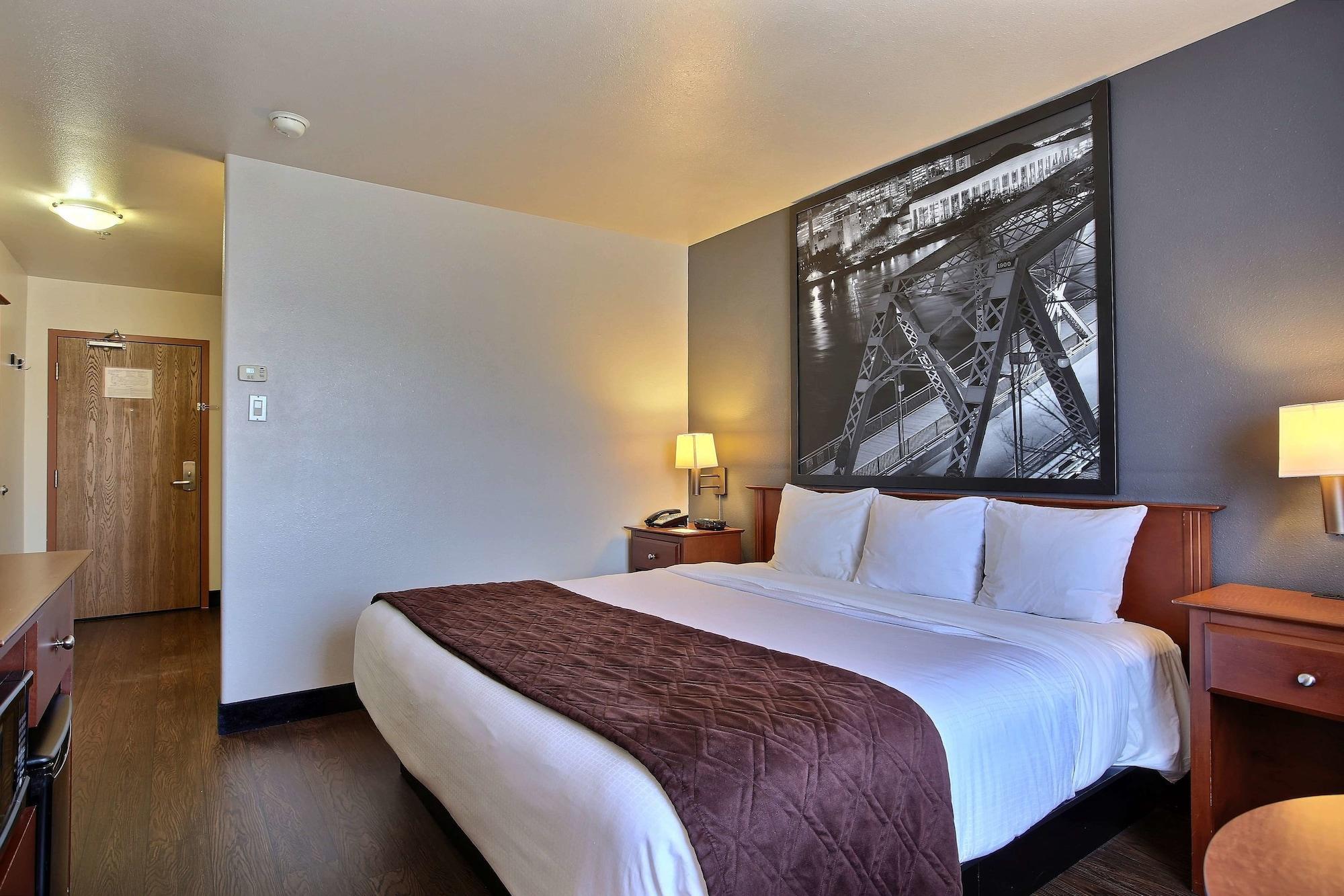 Super 8 By Wyndham Trois-Rivieres Hotel Exterior photo