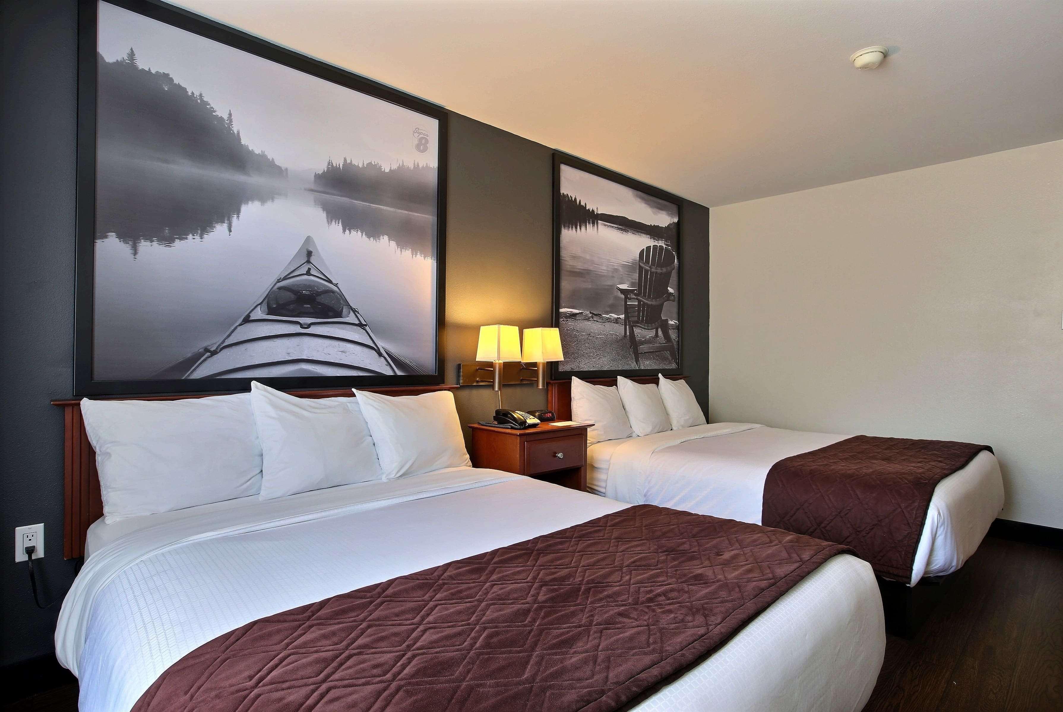 Super 8 By Wyndham Trois-Rivieres Hotel Exterior photo